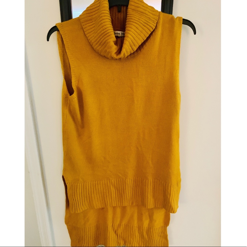 Turtle Neck High-Low Tank - Picture 2 of 2